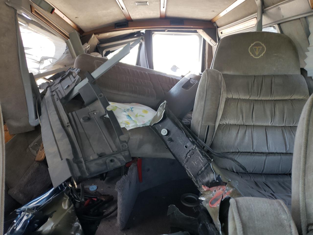 1FDEE14N7RHA07900 1994 Ford Econoline E150 Van