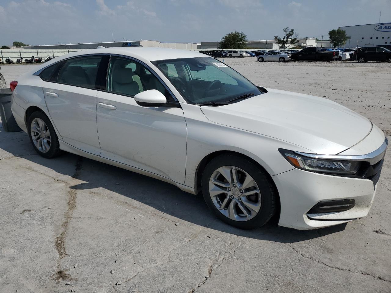 1HGCV1F11JA052853 2018 Honda Accord Lx