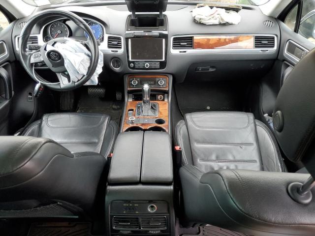 2011 Volkswagen Touareg V6 VIN: WVGFF9BP4BD005636 Lot: 54553974