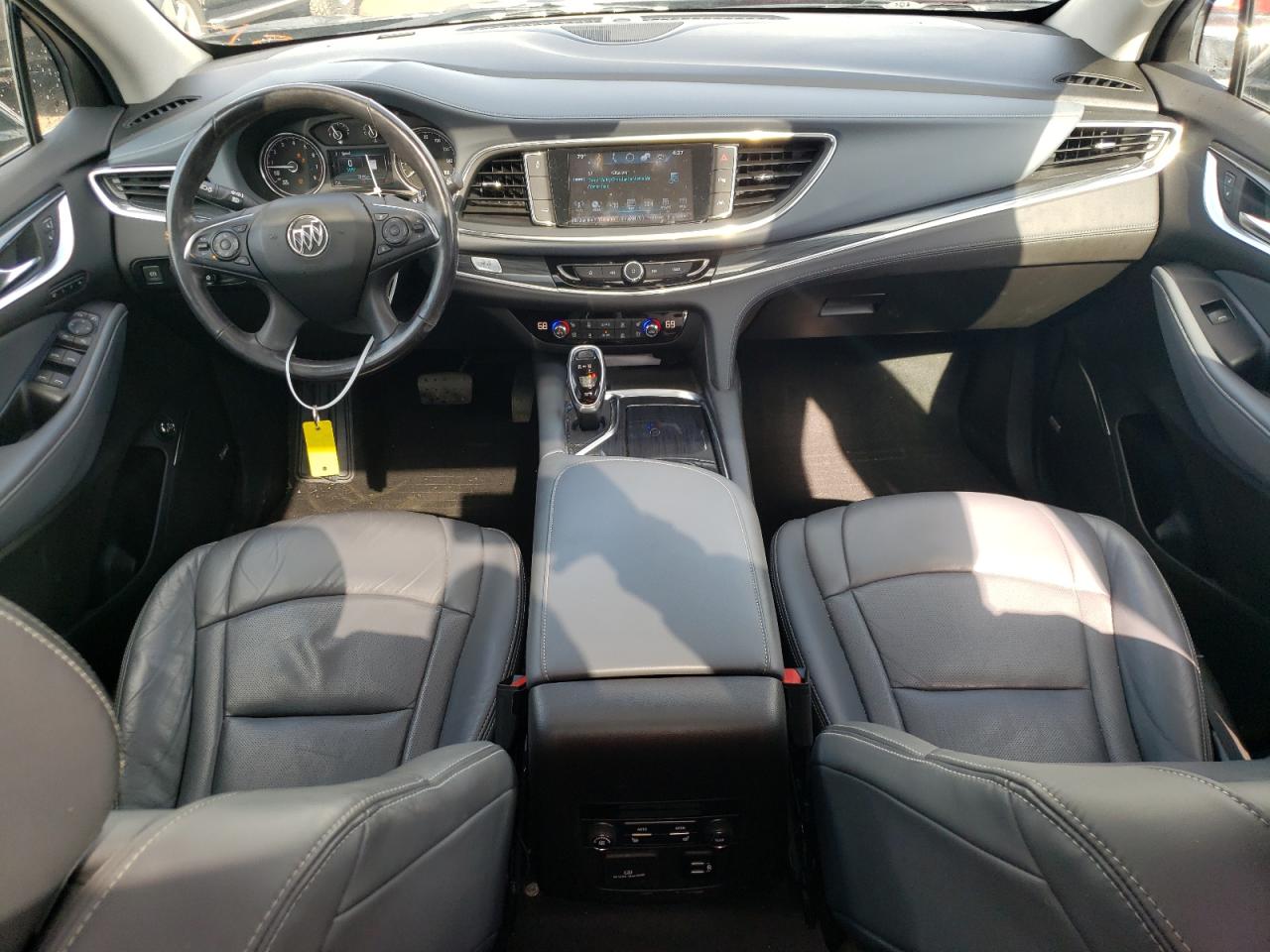 5GAERCKW6JJ167748 2018 Buick Enclave Premium