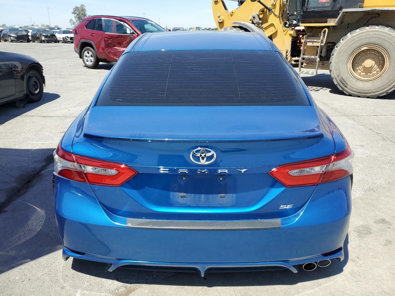 4T1B11HK9JU123481 2018 Toyota Camry L