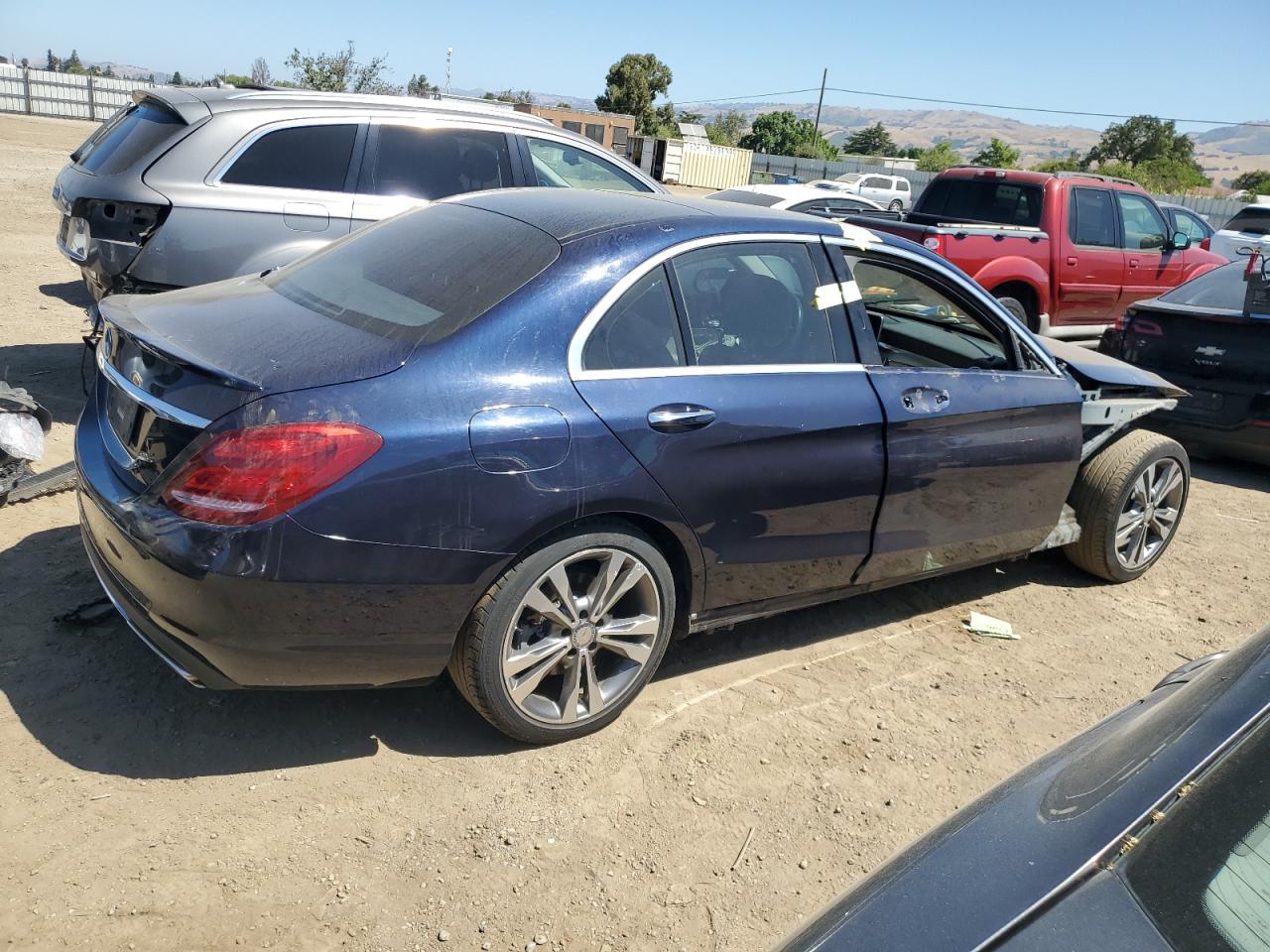 55SWF4JB1GU164111 2016 Mercedes-Benz C 300