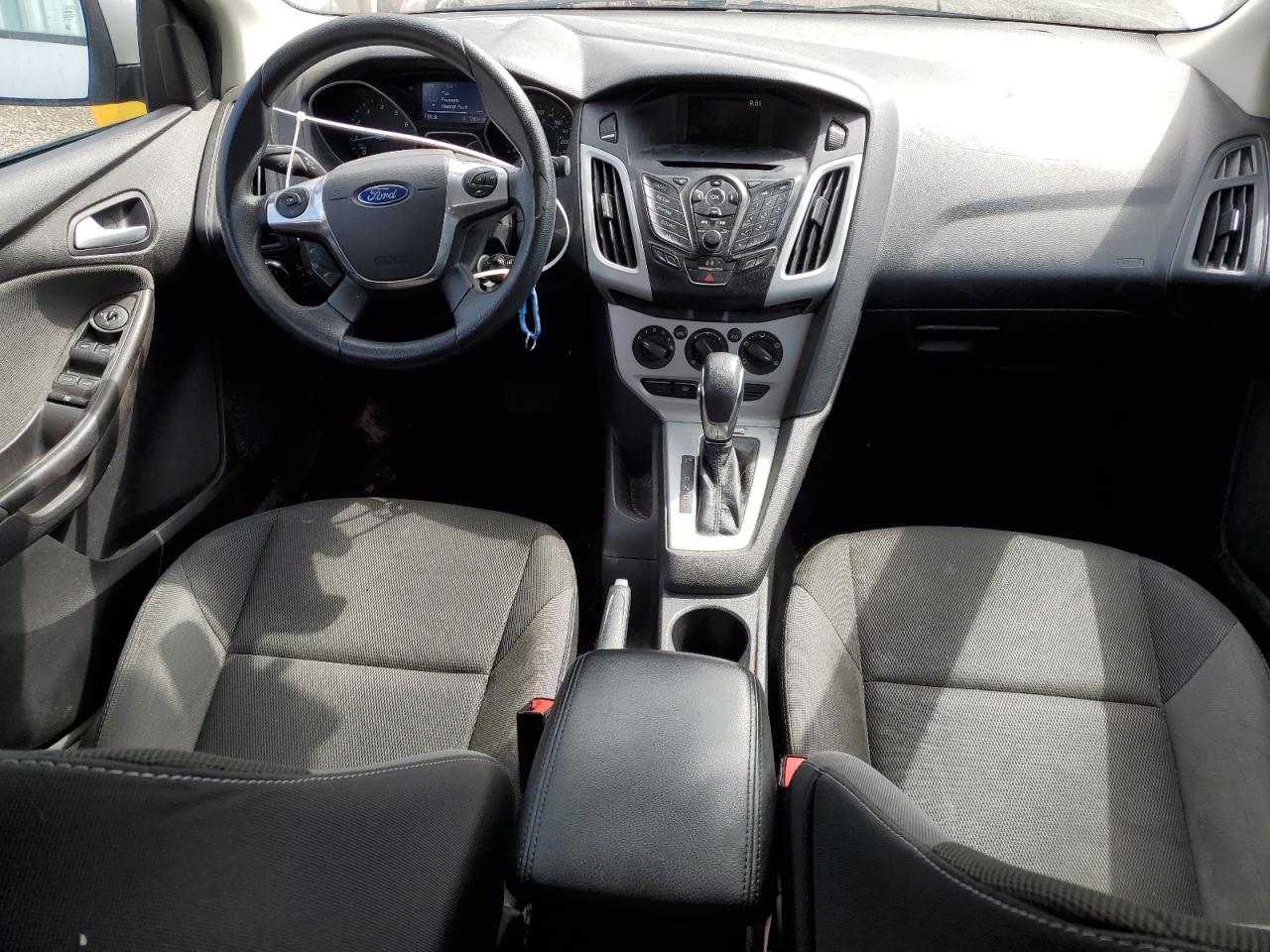 2014 Ford Focus Se vin: 1FADP3F25EL358083