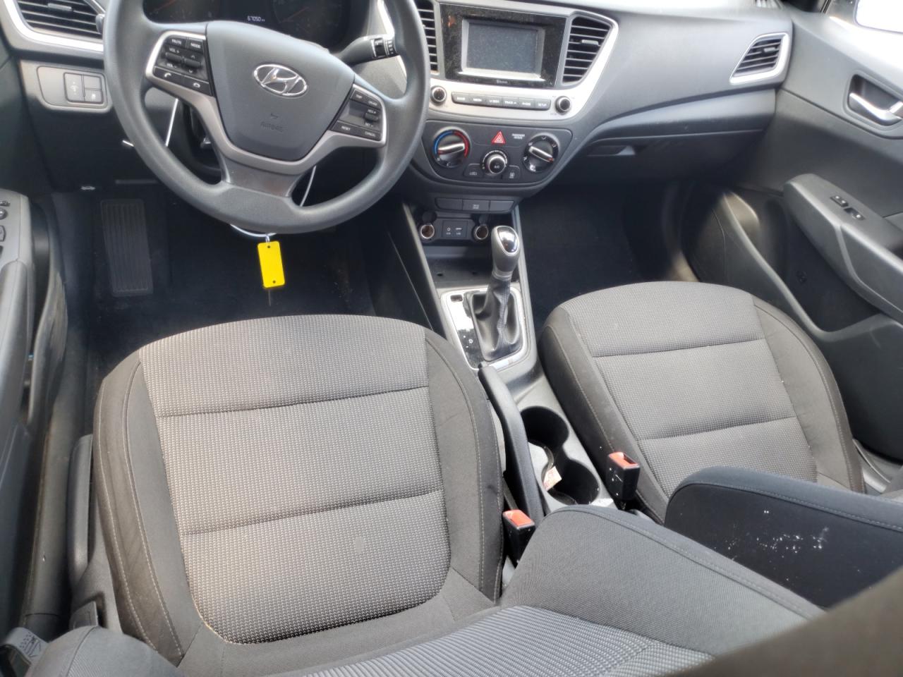 3KPC24A30KE080319 2019 Hyundai Accent Se