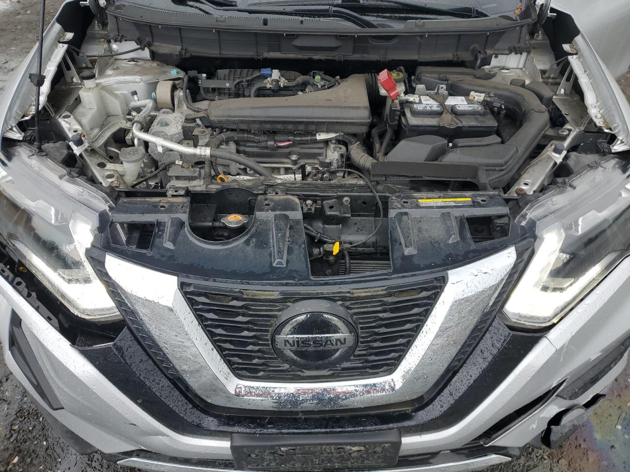 KNMAT2MV3JP621867 NISSAN ROGUE 2018