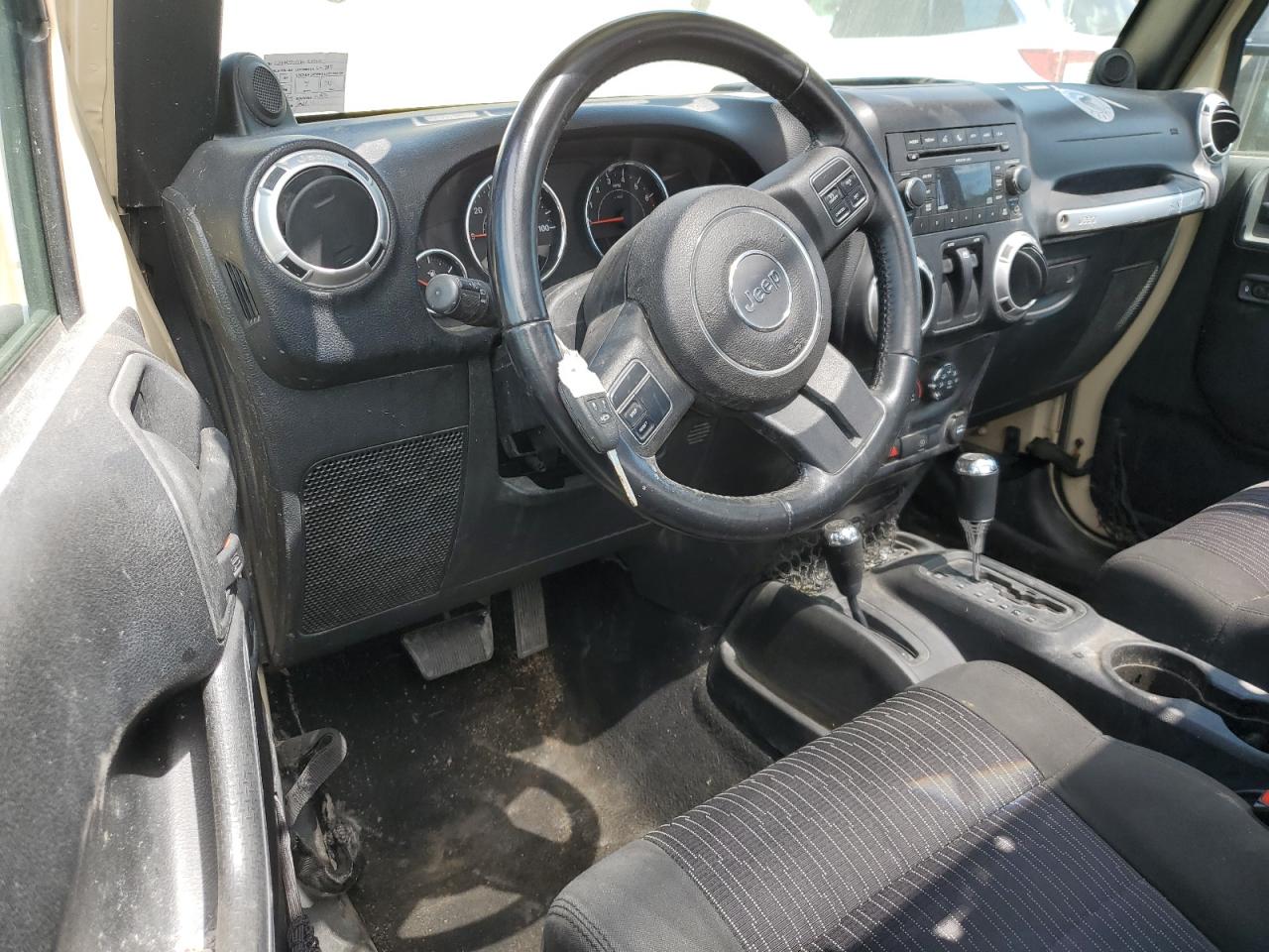 1J4AA5D19BL529122 2011 Jeep Wrangler Sahara