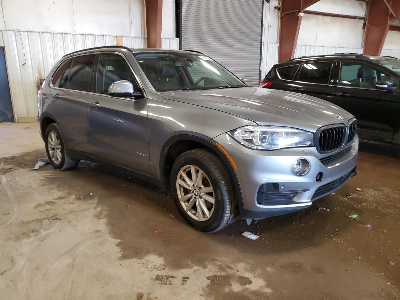 2015 BMW X5 xDrive35I vin: 5UXKR0C57F0P03883