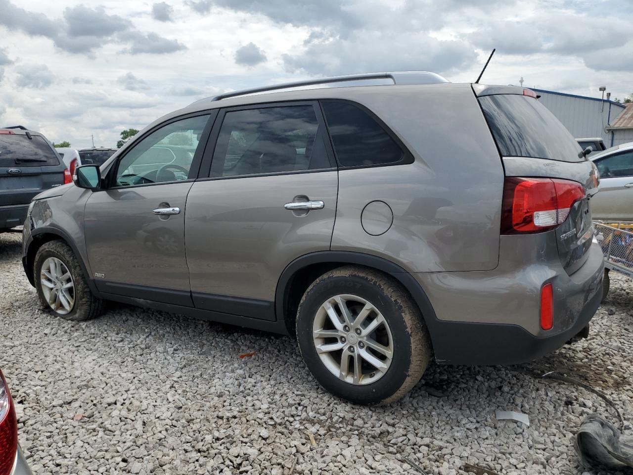 5XYKTCA66FG635649 2015 Kia Sorento Lx