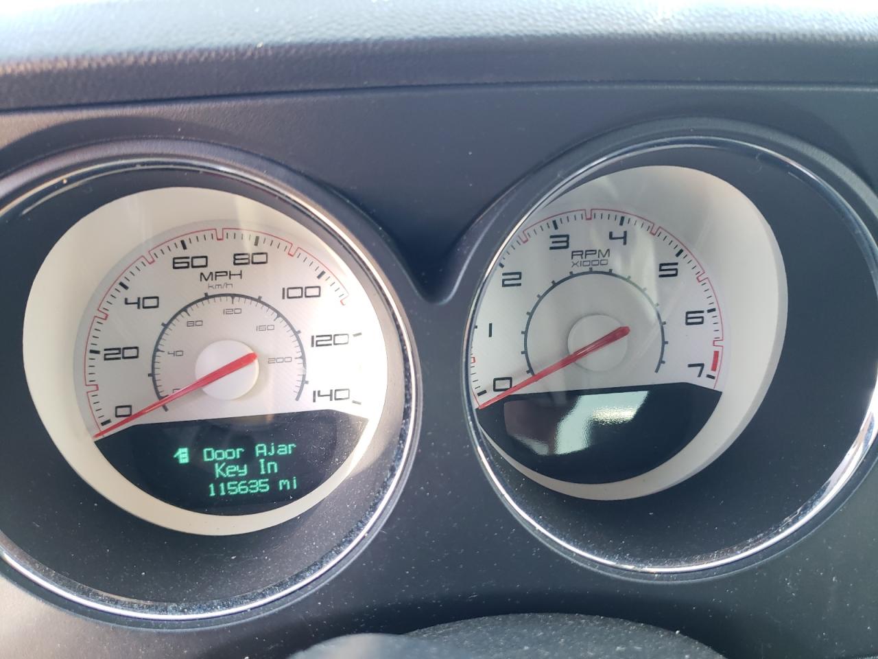 2C3CDYAG2CH104229 2012 Dodge Challenger Sxt