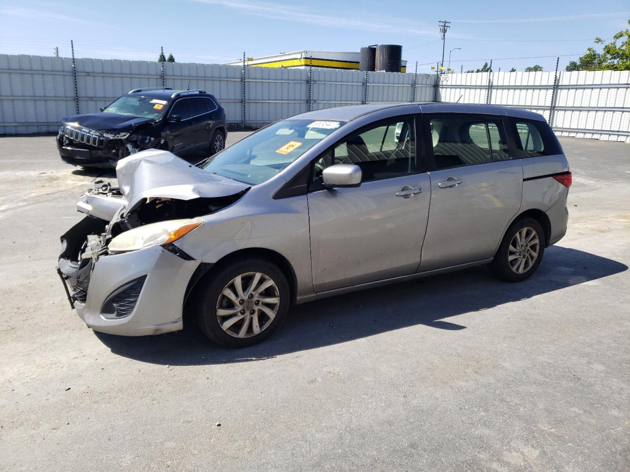 JM1CW2BL7C0125404 2012 Mazda 5