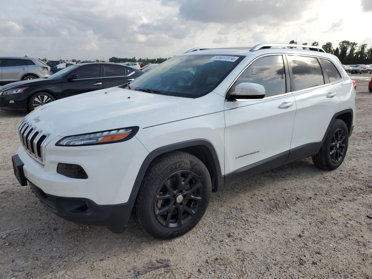 1C4PJMCS5FW545519 2015 Jeep Cherokee Latitude