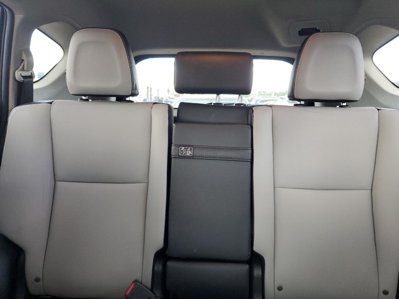 JTMDJREV4HD117253 2017 Toyota Rav4 Hv Limited