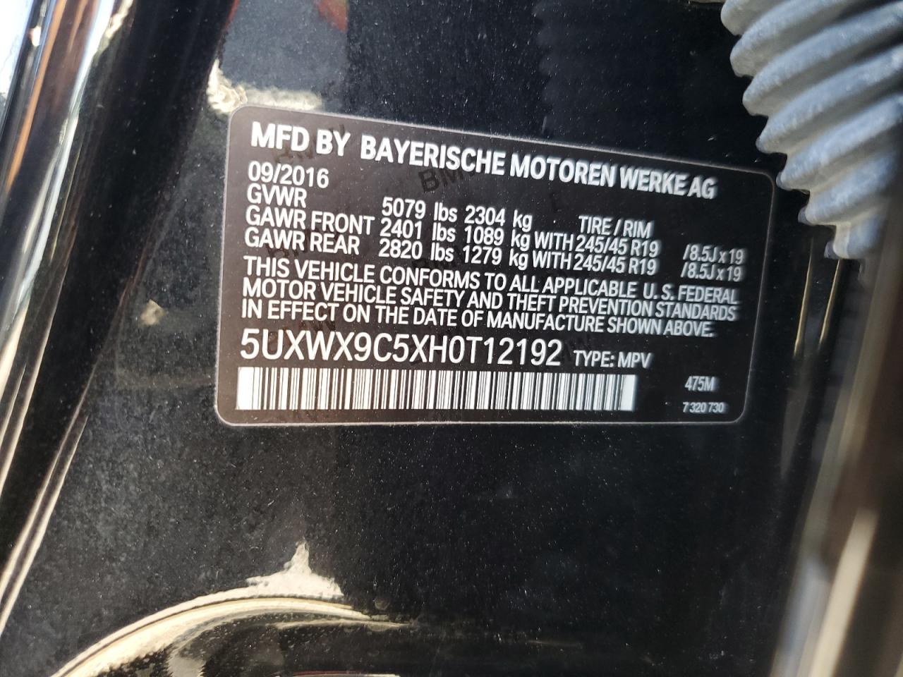 5UXWX9C5XH0T12192 2017 BMW X3 xDrive28I