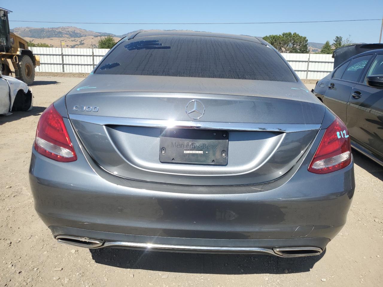 55SWF4JB9JU236342 2018 Mercedes-Benz C 300