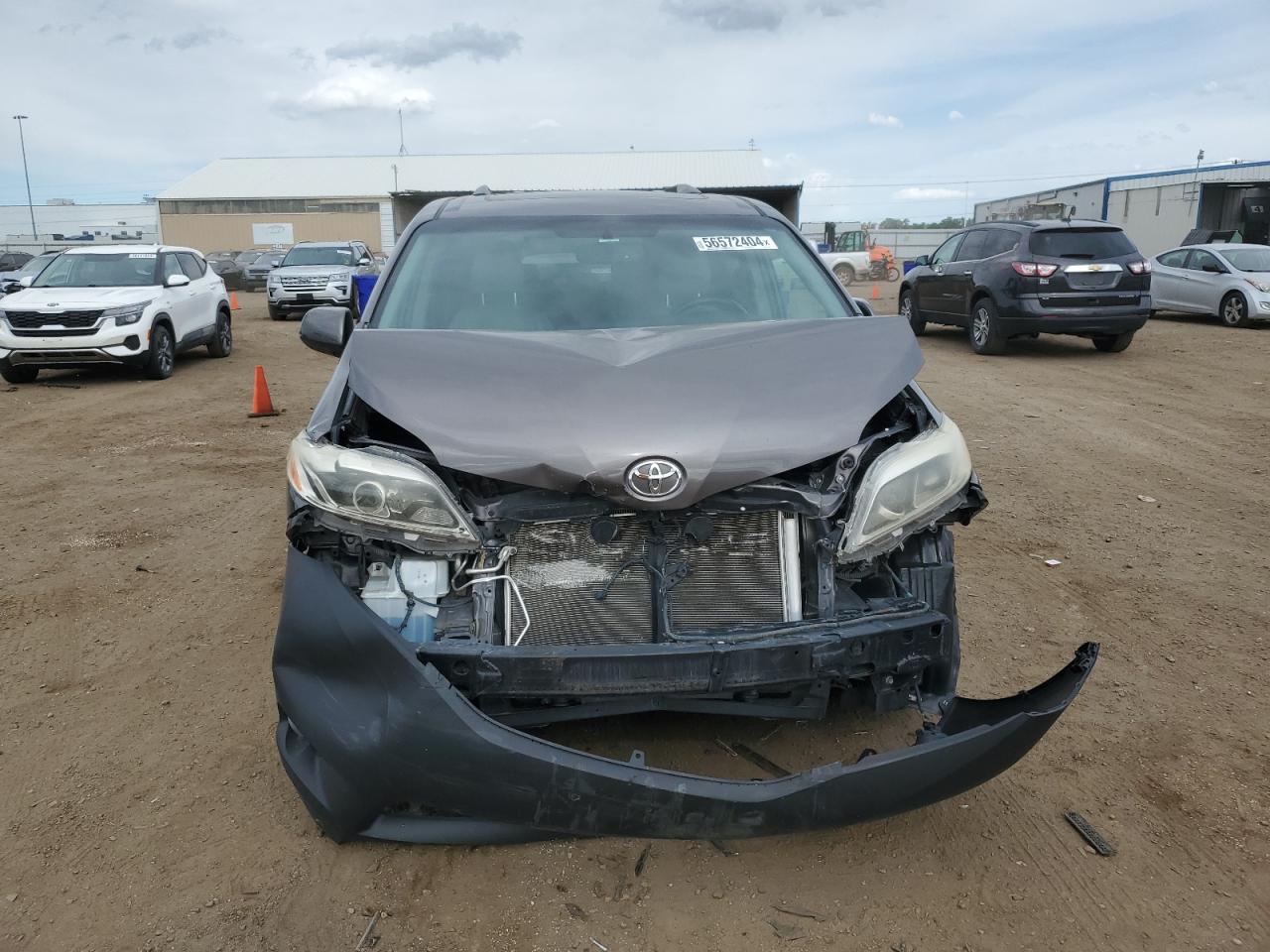 5TDYK3DC8GS711245 2016 Toyota Sienna Xle