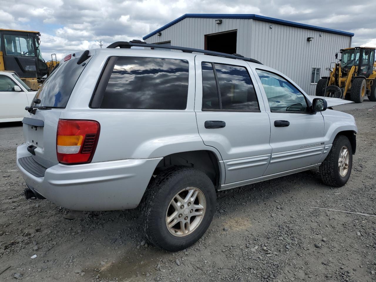 1J4GW48SX4C121661 2004 Jeep Grand Cherokee Laredo