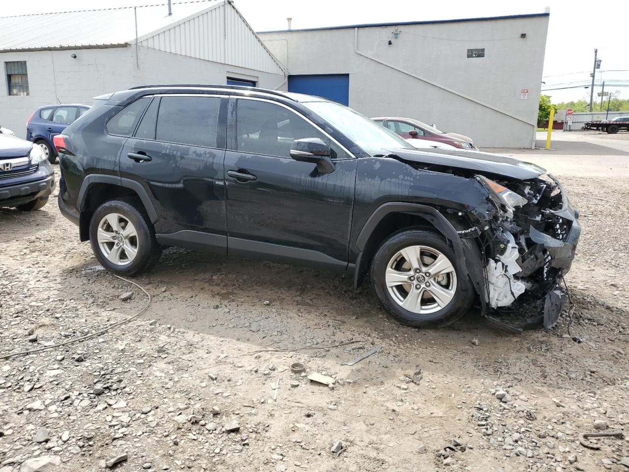 2T3P1RFV8MC163601 2021 Toyota Rav4 Xle