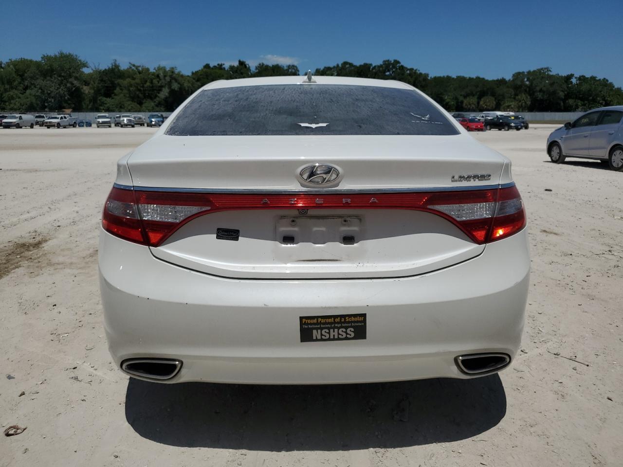 KMHFH4JG9EA369488 2014 Hyundai Azera Gls