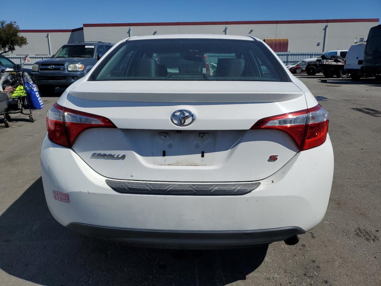 2014 Toyota Corolla L vin: 5YFBURHE0EP104387