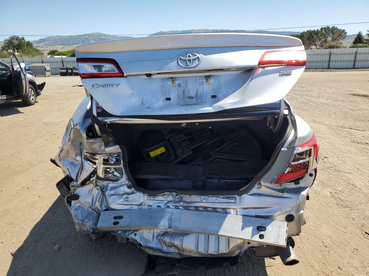 4T1BF1FK8EU859340 2014 Toyota Camry L