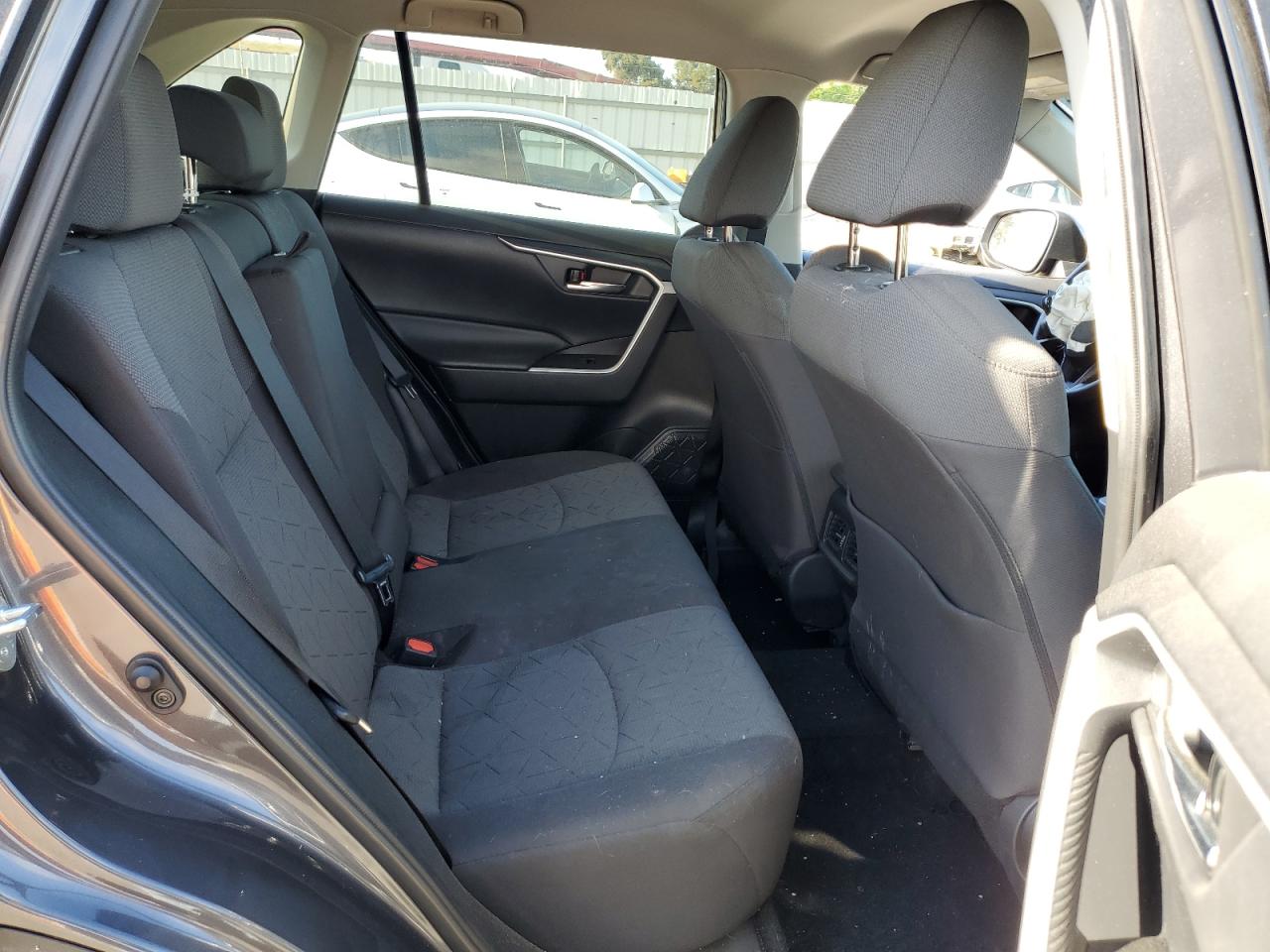 2T3W1RFV6LW085702 2020 Toyota Rav4 Xle