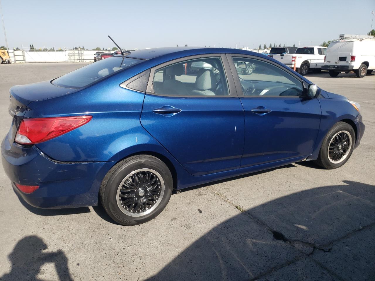 KMHCT4AE6FU887252 2015 Hyundai Accent Gls