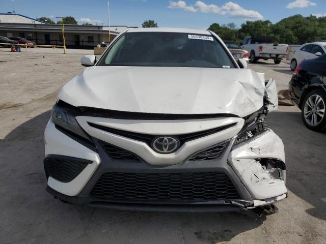 VIN 4T1G11AK9MU438639 2021 Toyota Camry, SE no.5