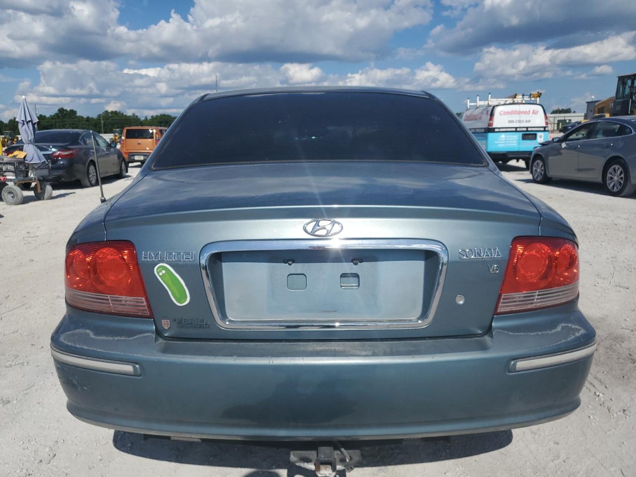 KMHWF35H24A058647 2004 Hyundai Sonata Gls