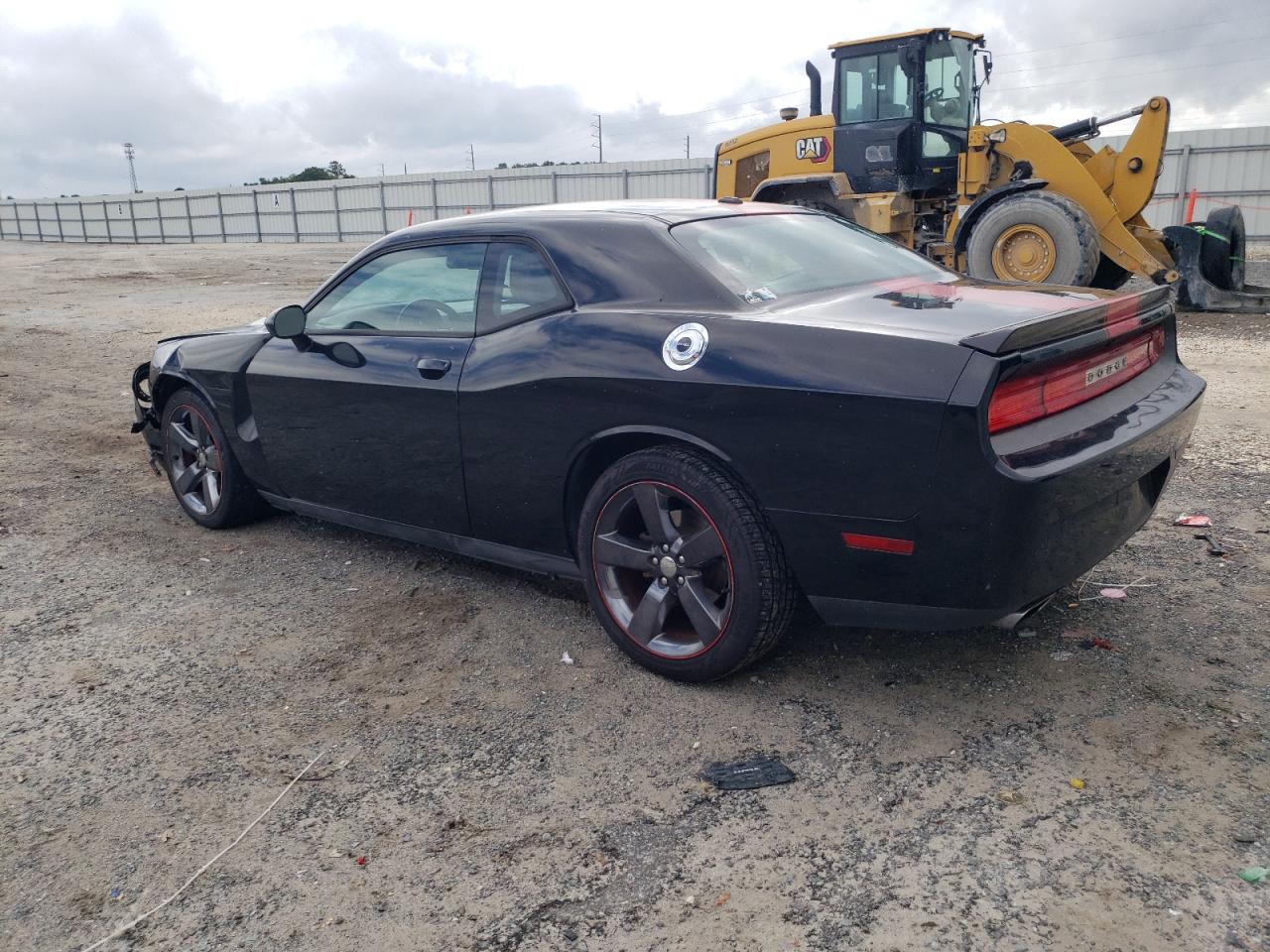 2C3CDYAG1DH519687 2013 Dodge Challenger Sxt