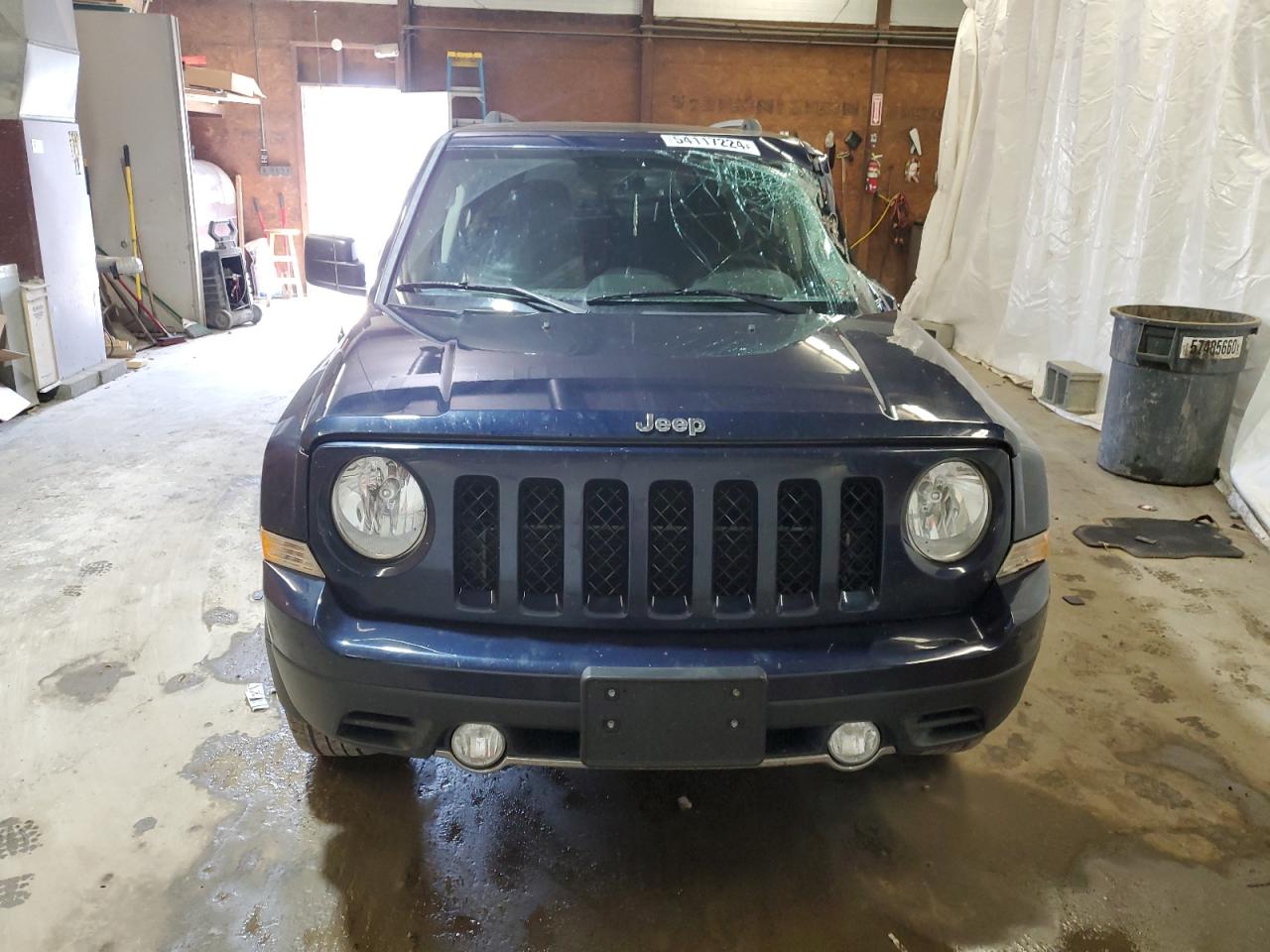 1C4NJRFB8GD544572 2016 Jeep Patriot Latitude