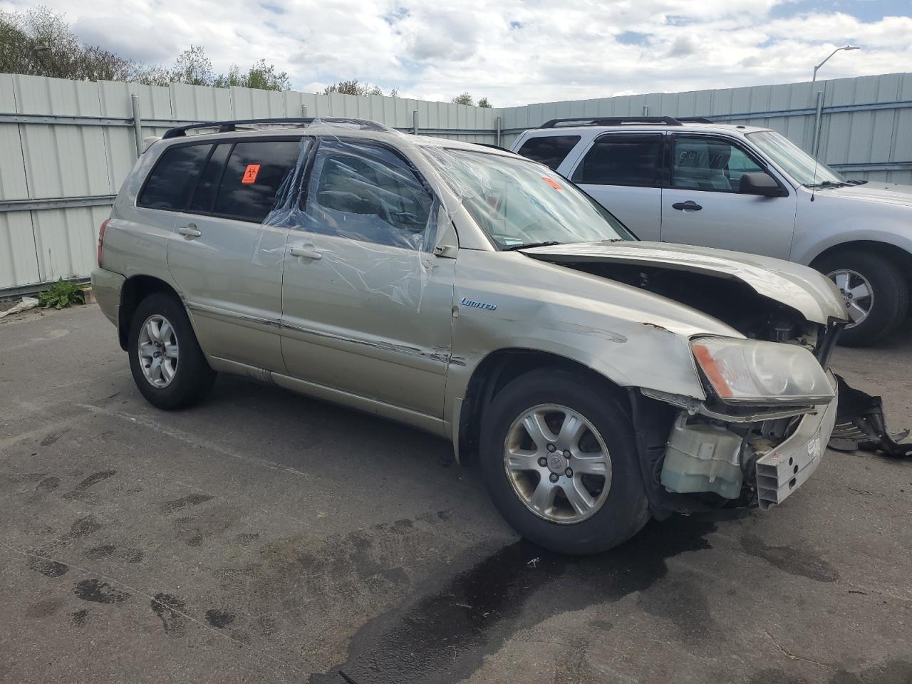 JTEGF21A210019436 2001 Toyota Highlander