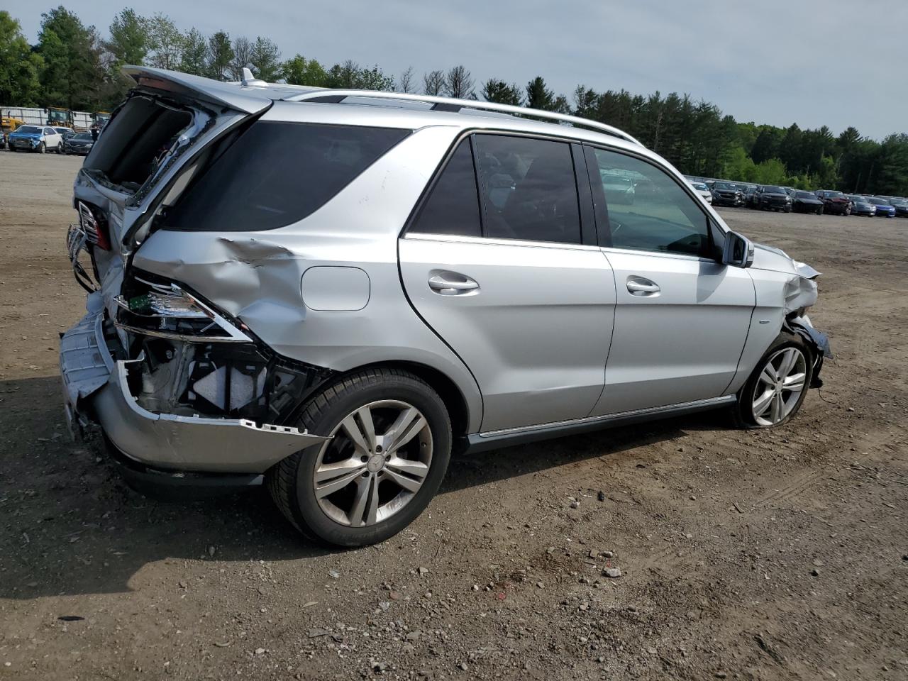 4JGDA5HB2CA028149 2012 Mercedes-Benz Ml 350 4Matic