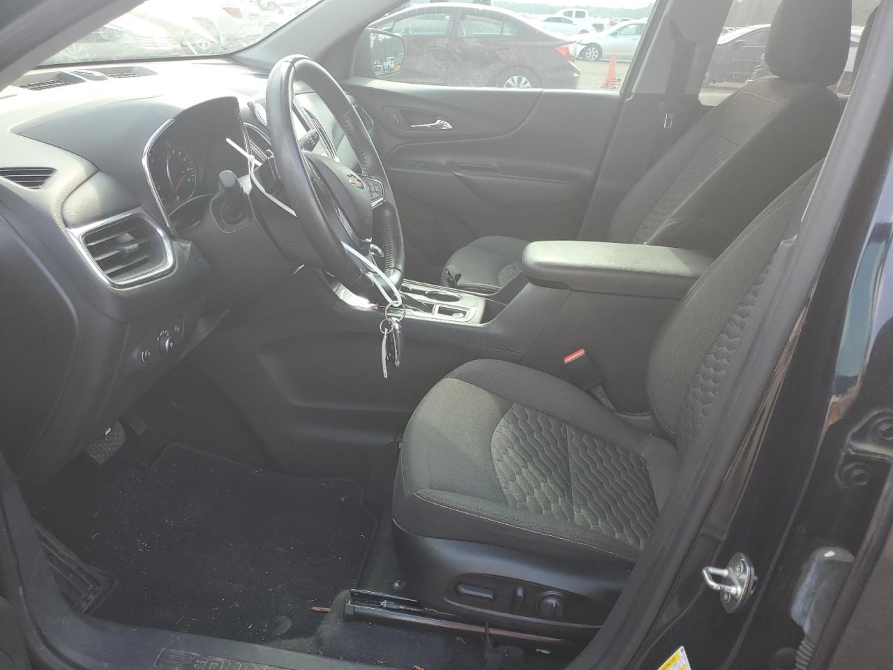 3GNAXKEV2LS733106 2020 Chevrolet Equinox Lt