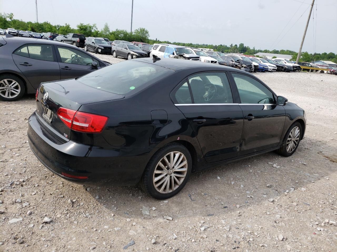 3VWD07AJ8FM407214 2015 Volkswagen Jetta Se