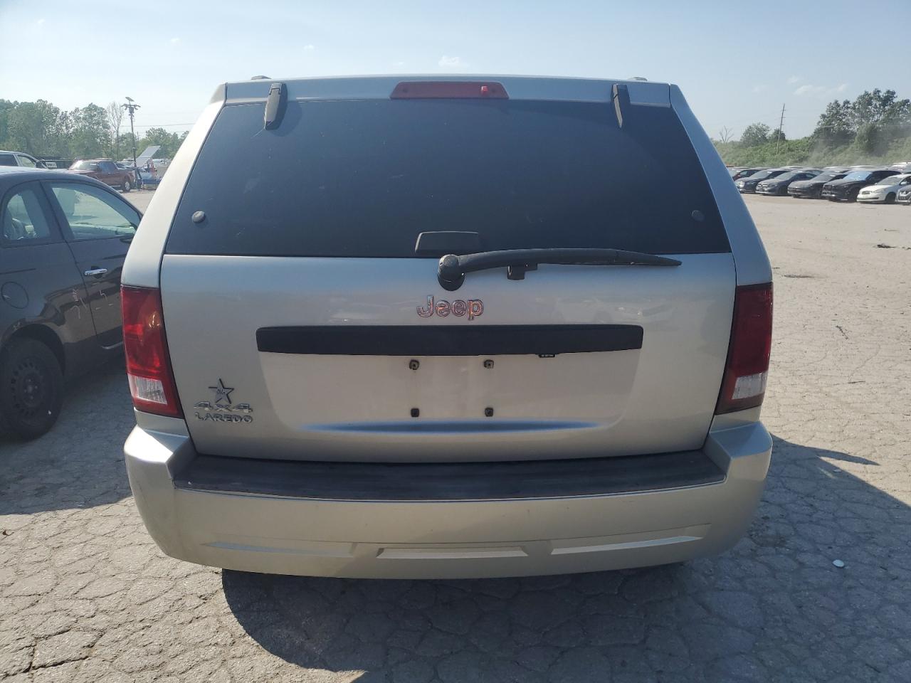 1J8GR48K88C194099 2008 Jeep Grand Cherokee Laredo