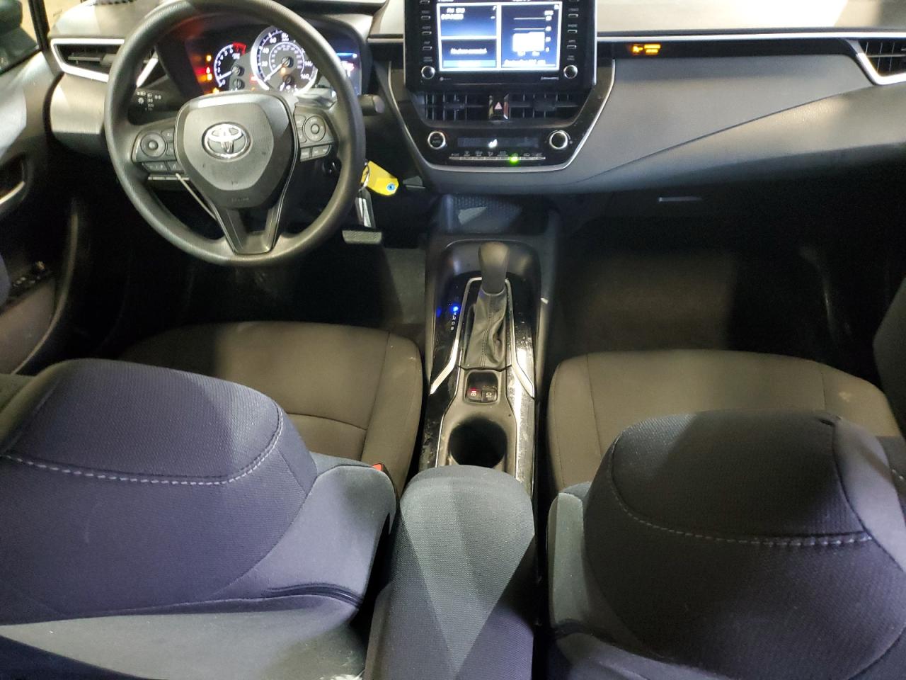 2021 Toyota Corolla Le vin: 5YFEPMAE3MP230873