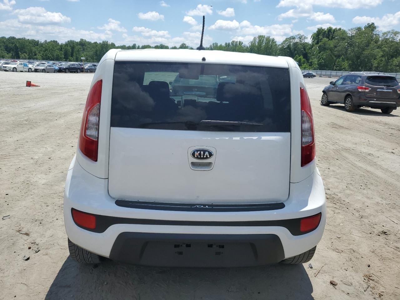 KNDJT2A52C7427113 2012 Kia Soul