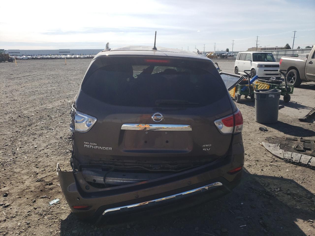 5N1AR2MM7FC640812 2015 Nissan Pathfinder S