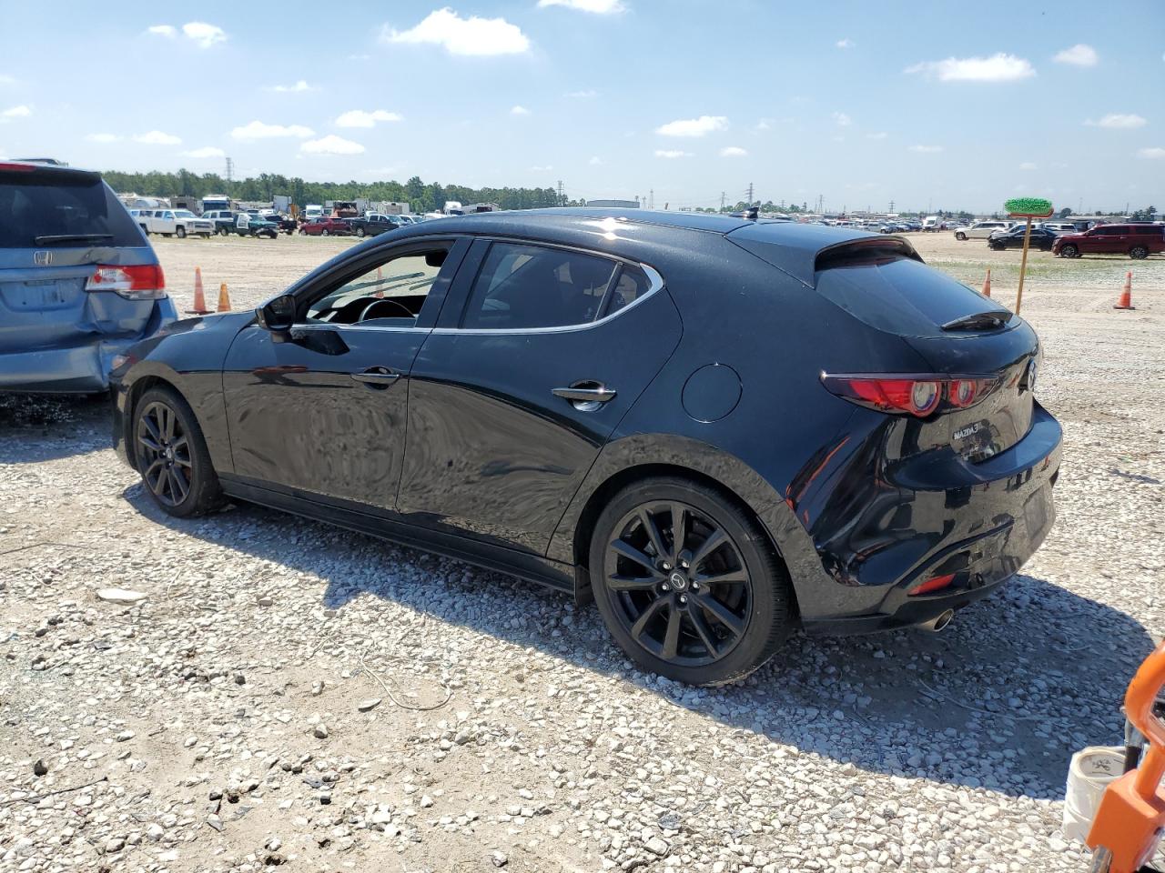 2021 Mazda 3 Premium vin: JM1BPAML4M1403462