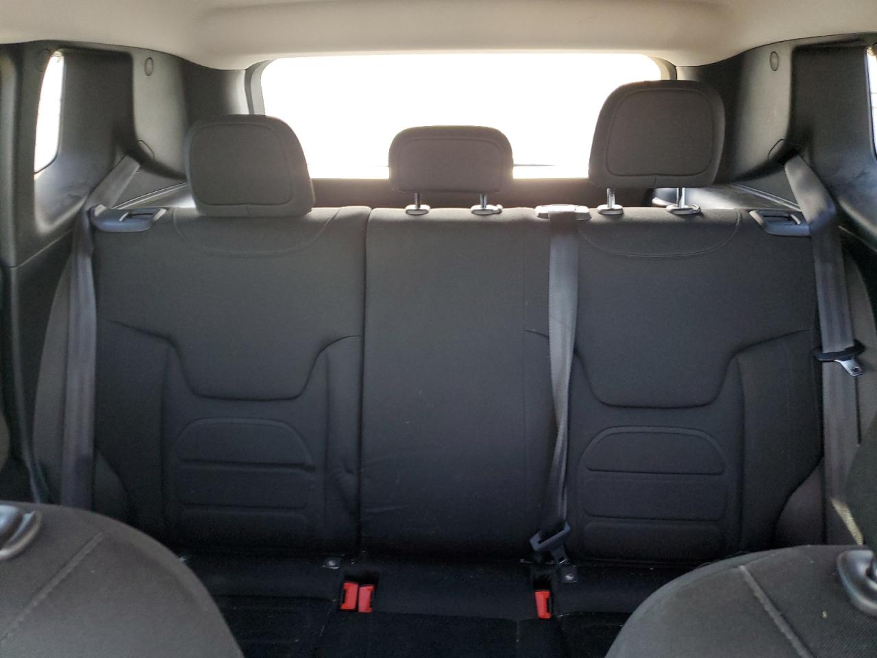 ZACNJABBXLPL86588 2020 Jeep Renegade Latitude