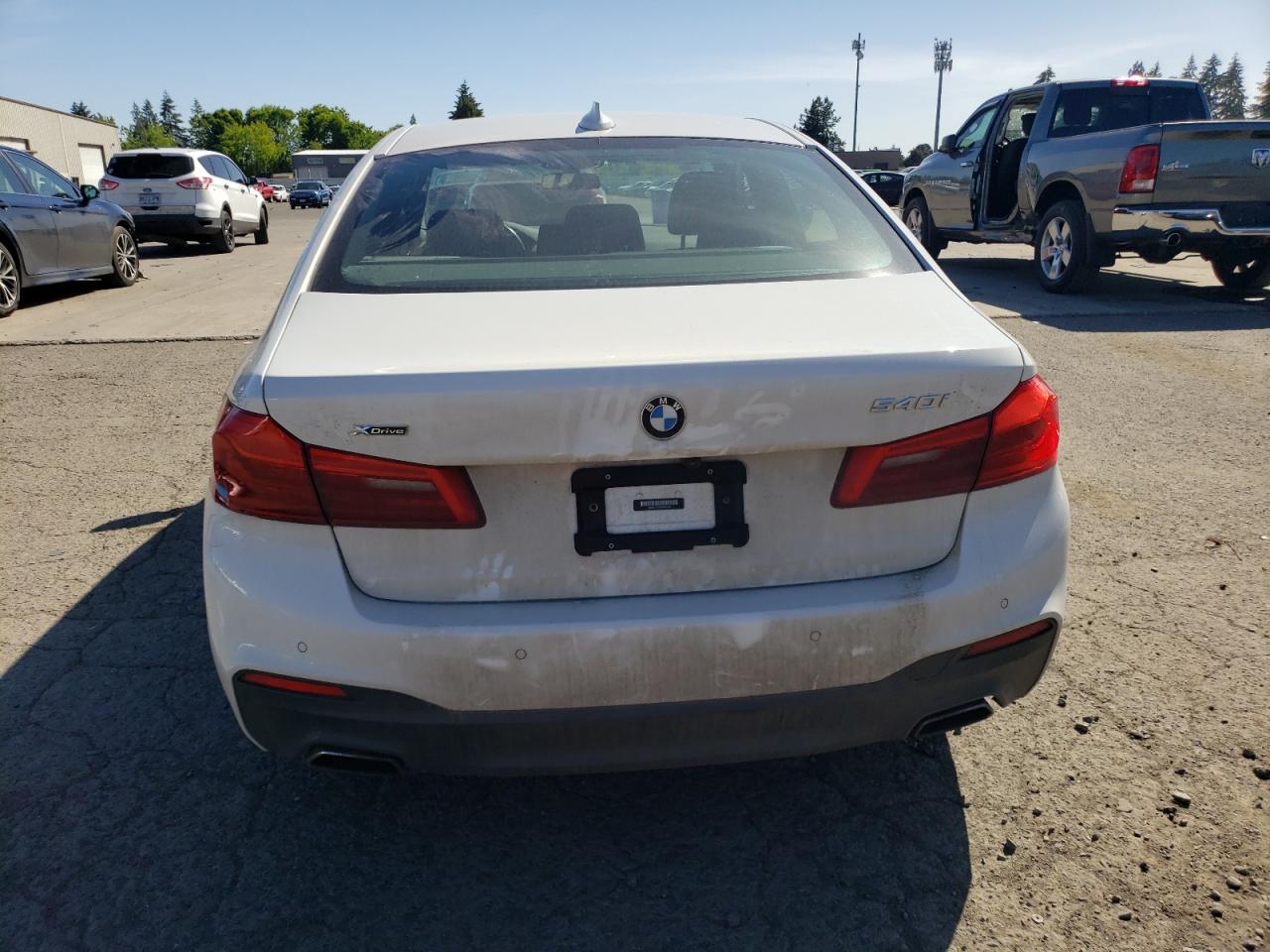 WBAJE7C50KWW31205 2019 BMW 540 Xi