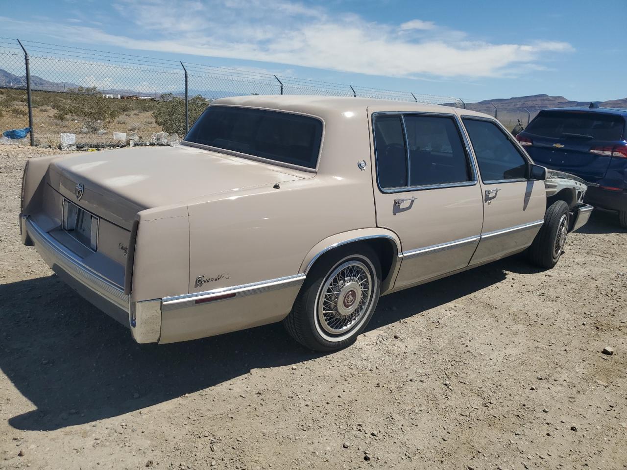 1G6CD5155K4299928 1989 Cadillac Deville