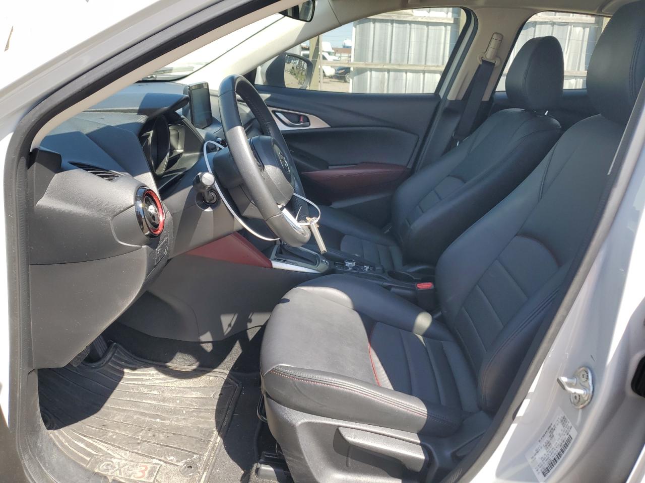 JM1DKDC77J0329355 2018 Mazda Cx-3 Touring