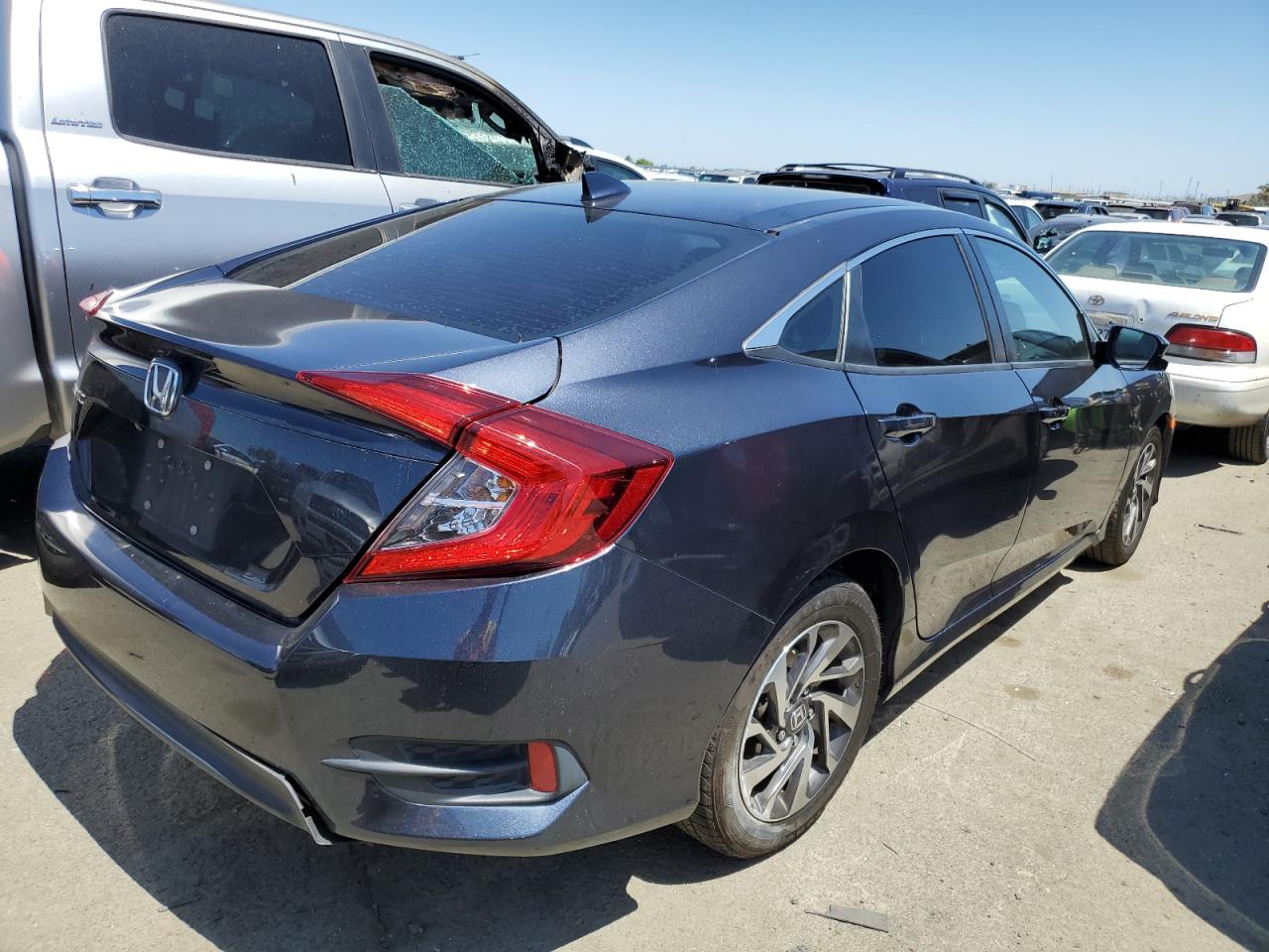 2HGFC2F7XJH534784 HONDA CIVIC 2018