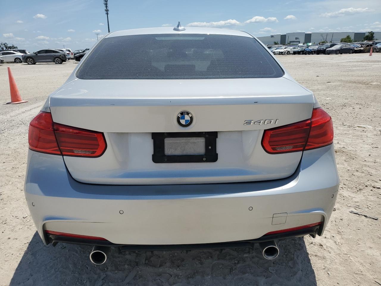 WBA8B3G53HNU35168 2017 BMW 340 I