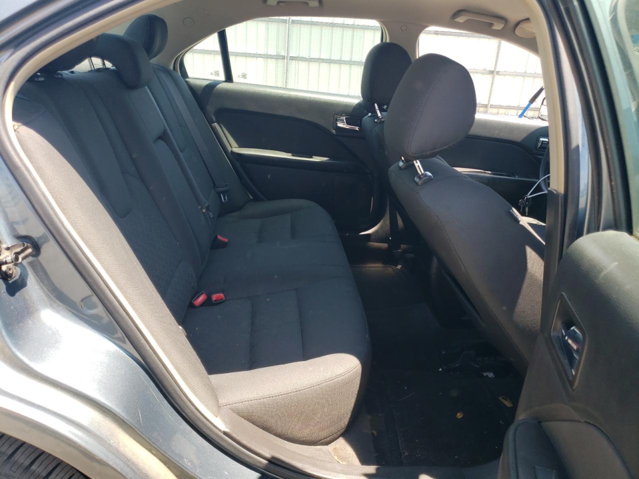 3FAHP0HA3CR272631 2012 Ford Fusion Se