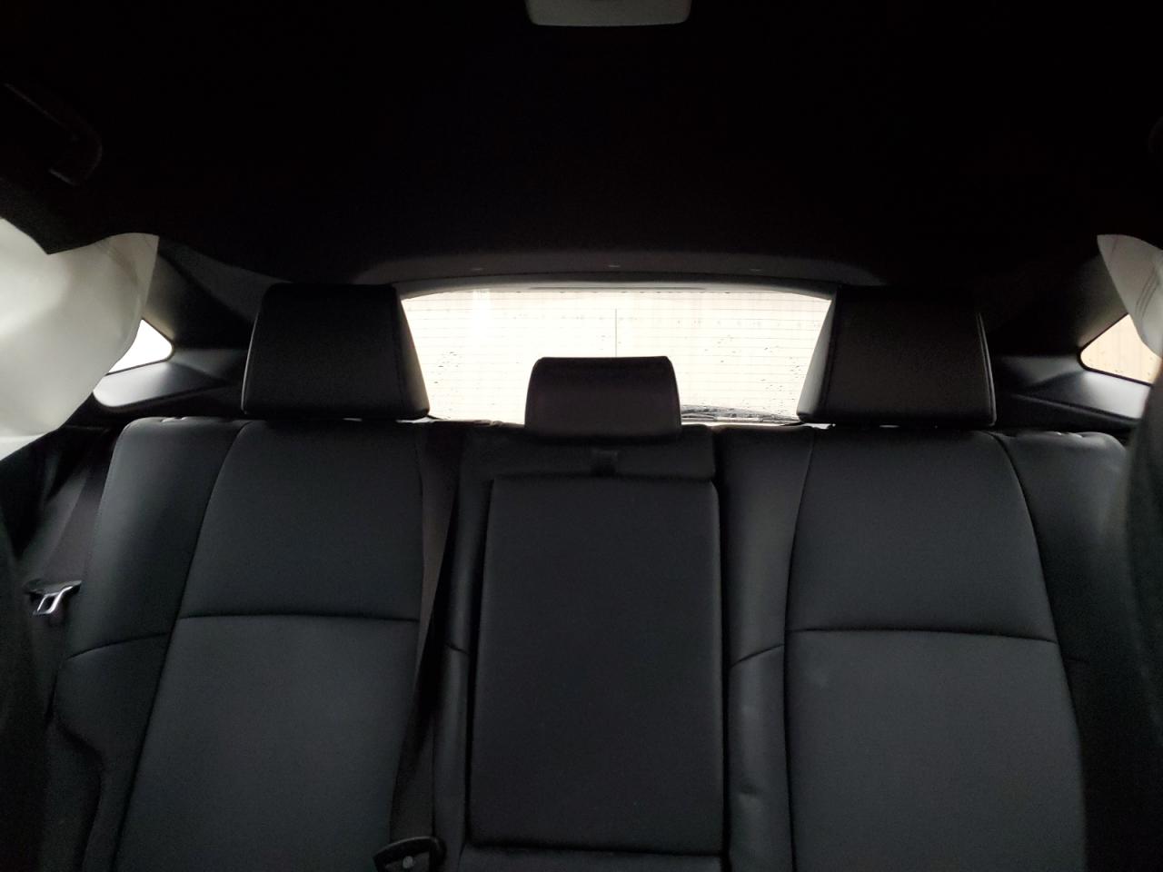 JTEAAAAH0PJ128301 2023 Toyota Venza Le