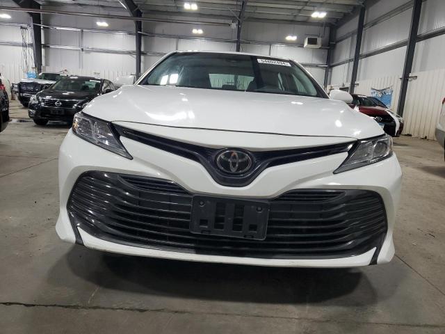 2018 Toyota Camry L VIN: 4T1B11HK4JU522072 Lot: 54802494