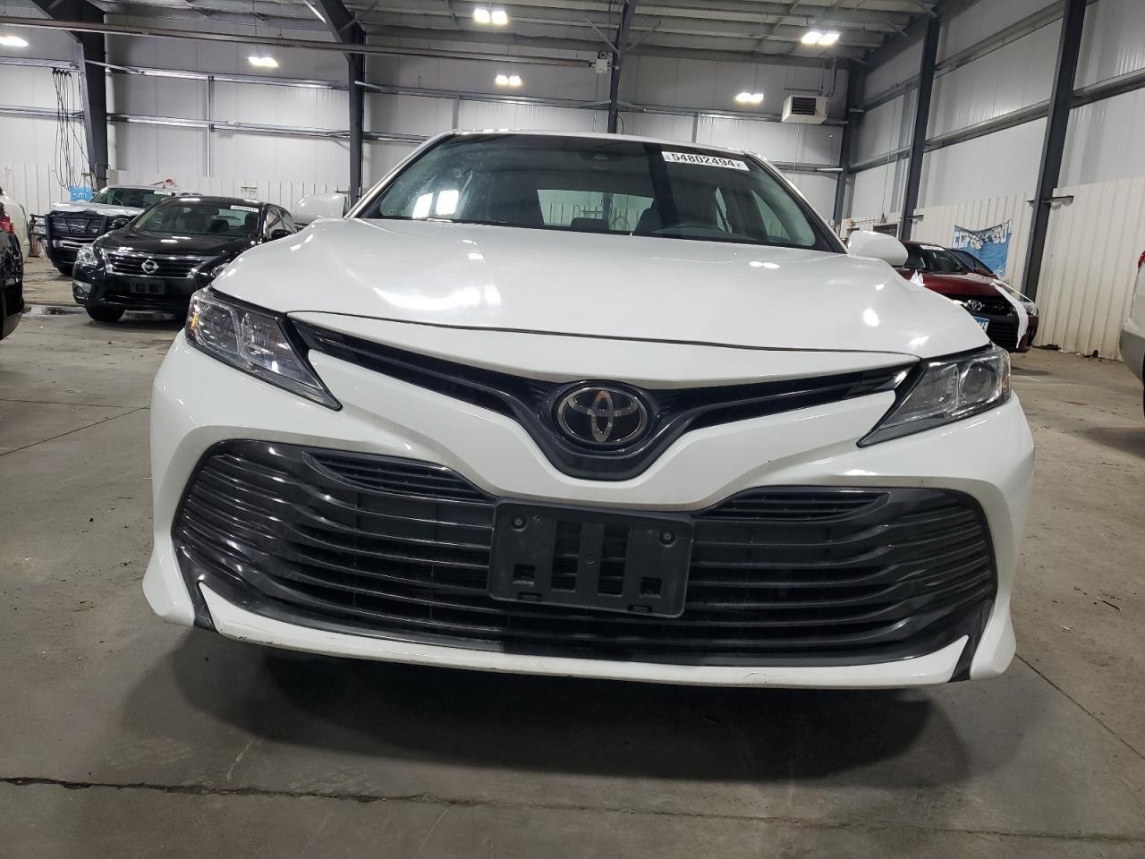 4T1B11HK4JU522072 2018 Toyota Camry L