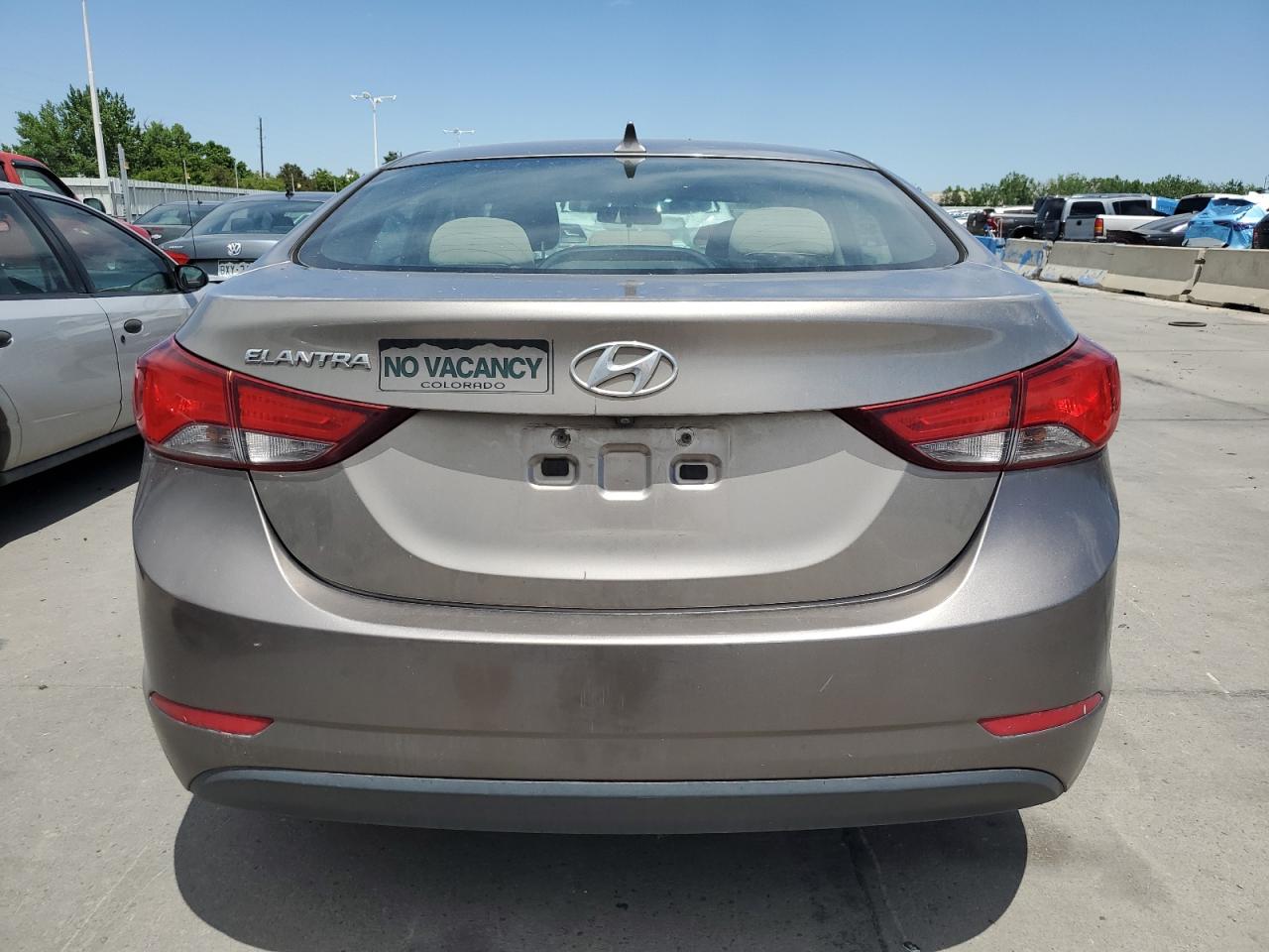 5NPDH4AE7EH529659 2014 Hyundai Elantra Se